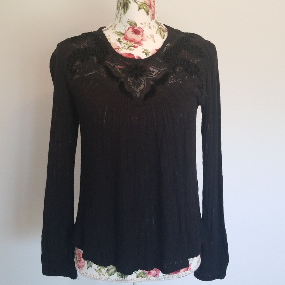 NWT Lucky Brand Top With Velvet and Lace Inlay
